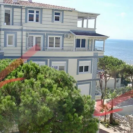Apartament Near Fafa Aparthotel